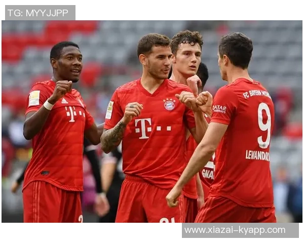 法尔克透露拜仁关注费耶诺德右后卫雷德或成博伊替代人选