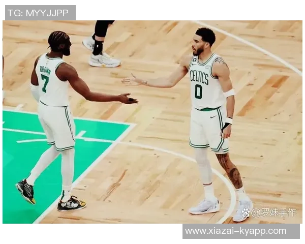 马祖拉称赞杰伦布朗掌控比赛与串联球队的双重能力 马祖拉称赞杰伦布朗掌控比赛与串联球队的双重能力